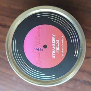 4oz Scented Candle - Strawberry Fields